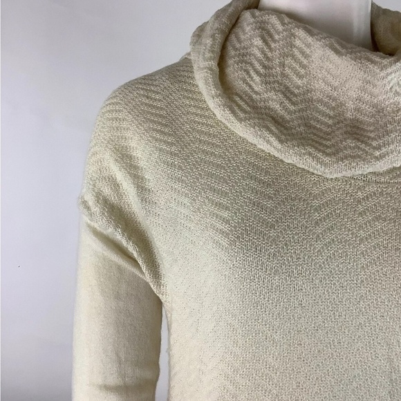 Joie Sz S Wool Cashmere Cowl Neck Sweater Creme Pullover Style Ribbed Knit - Picture 2 of 6